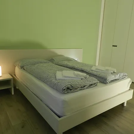 House Adriano Aquarama One Bedroom