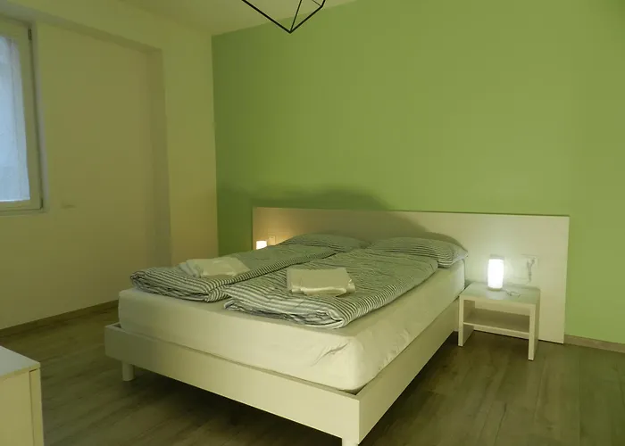 House Adriano Aquarama One Bedroom Colico