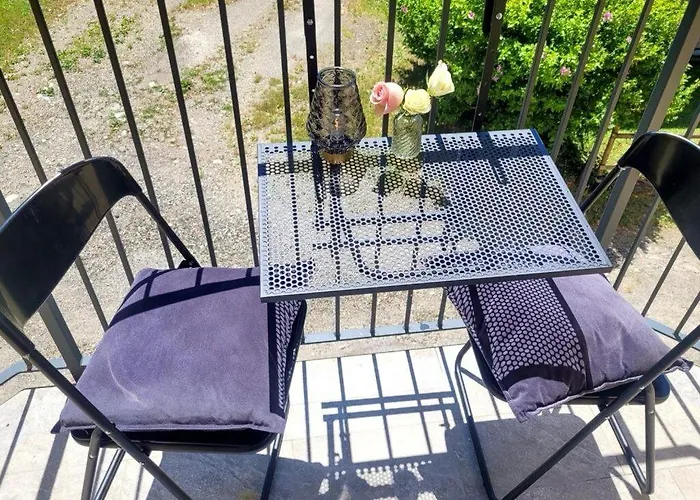 House Adriano Aquarama One Bedroom * Colico