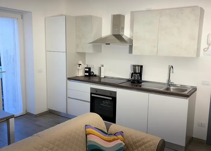 House Adriano Aquarama One Bedroom * Colico