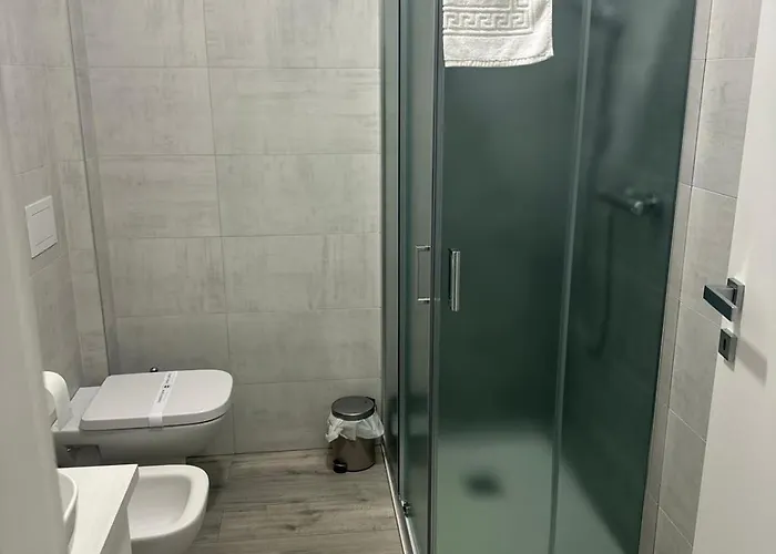 House Adriano Aquarama One Bedroom Appartamento Colico