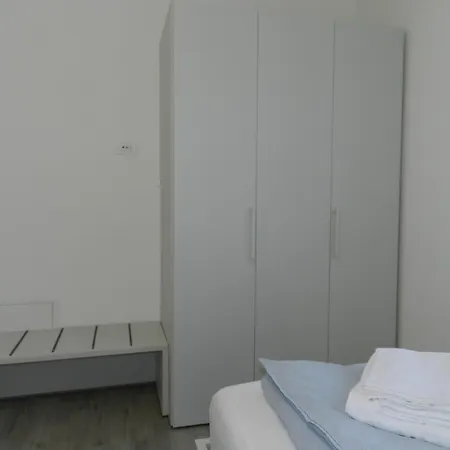 Apartament House Adriano *