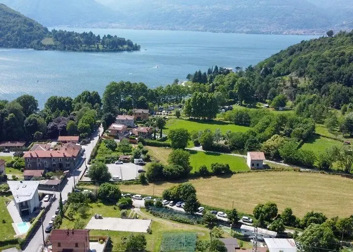 Apartament House Adriano